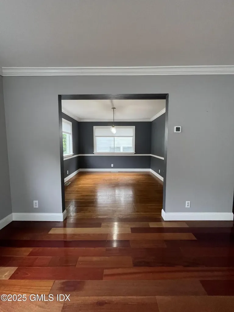 21 Booth Court Greenwich CT 06830