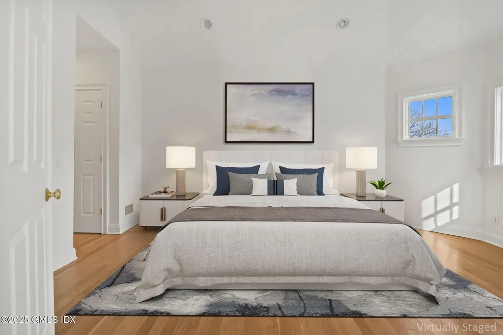 147 Holly Hill Lane Greenwich CT 06830