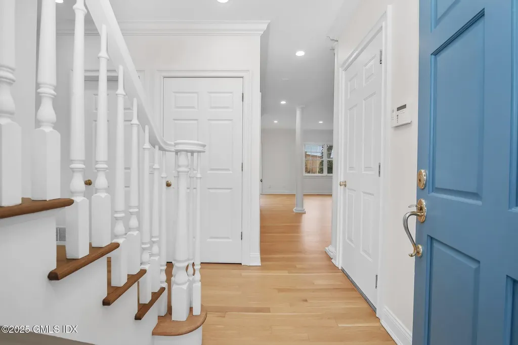 147 Holly Hill Lane Greenwich CT 06830