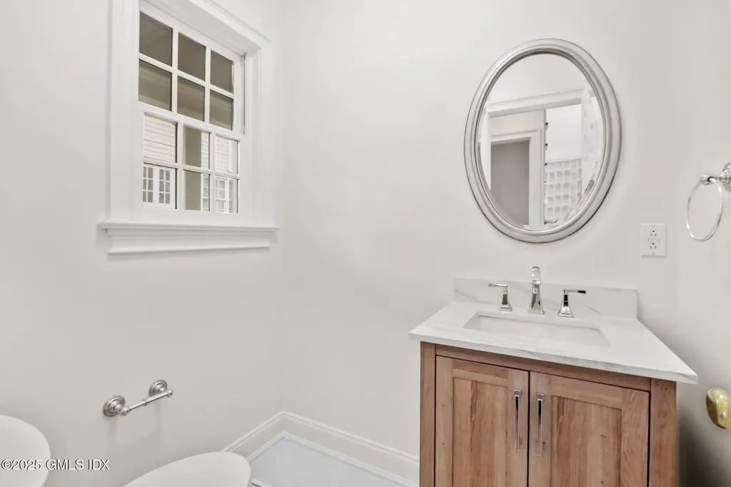 147 Holly Hill Lane Greenwich CT 06830