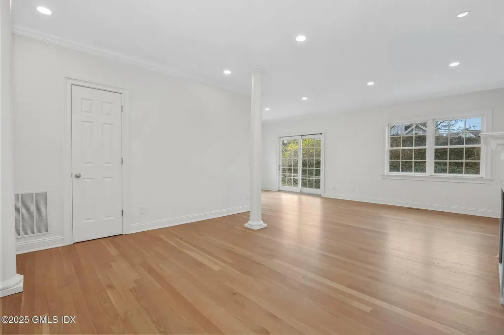 147 Holly Hill Lane Greenwich CT 06830