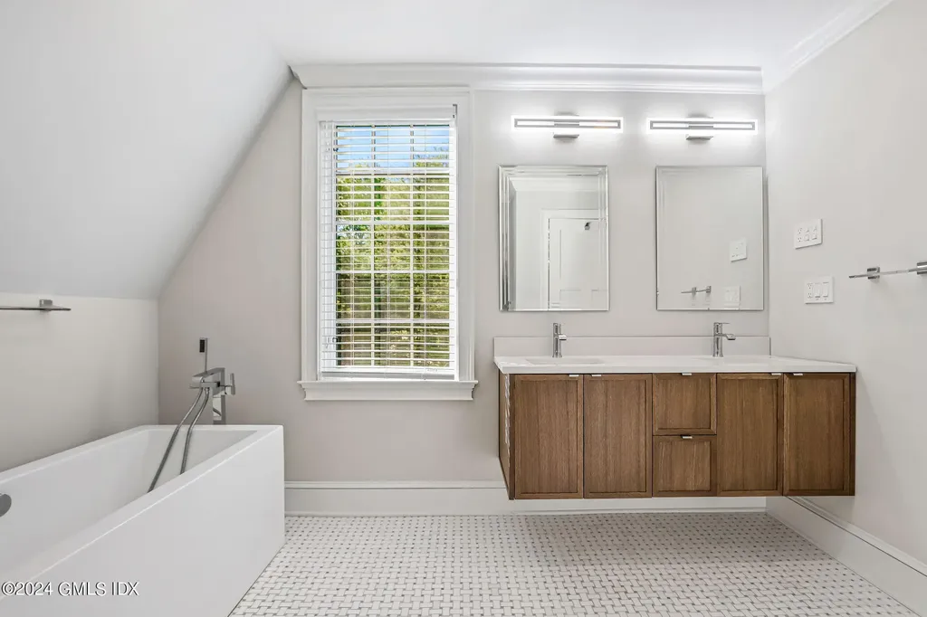 849 Lake Avenue Greenwich CT 06831