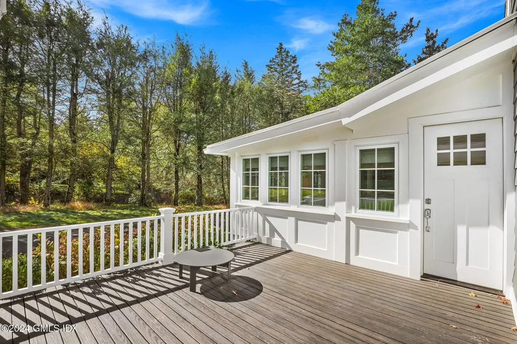 849 Lake Avenue Greenwich CT 06831