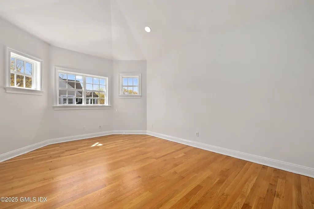 147 Holly Hill Lane Greenwich CT 06830