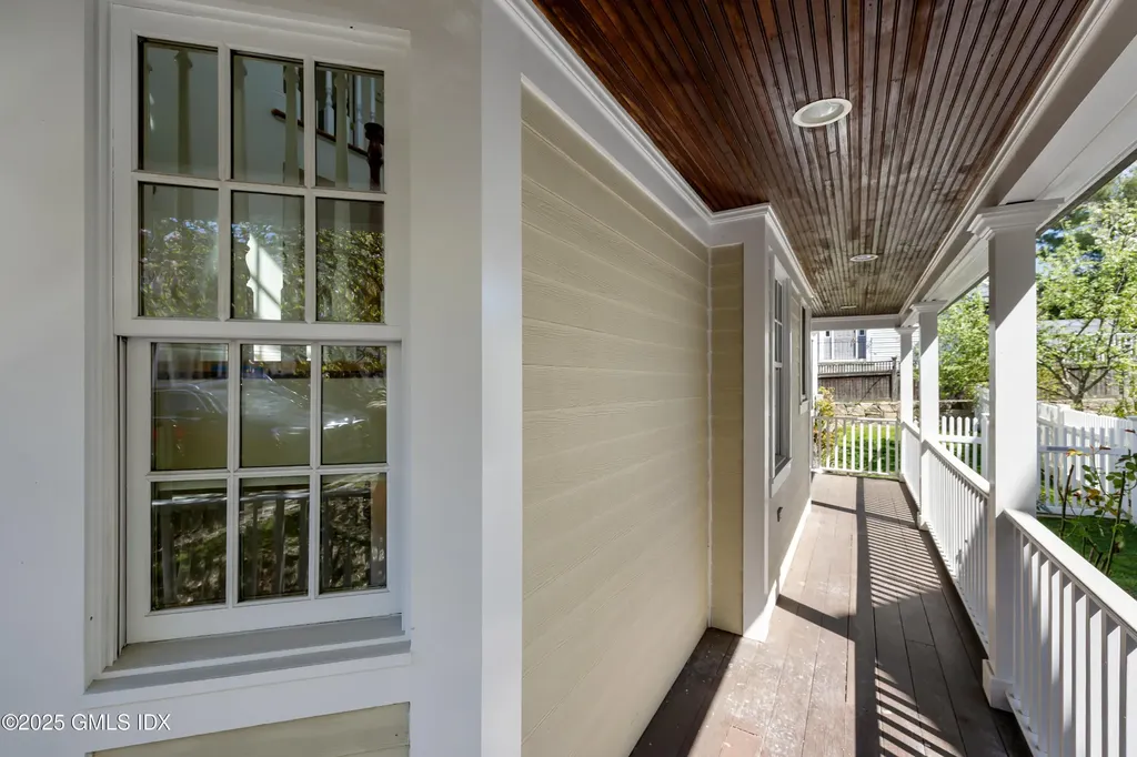 147 Holly Hill Lane Greenwich CT 06830