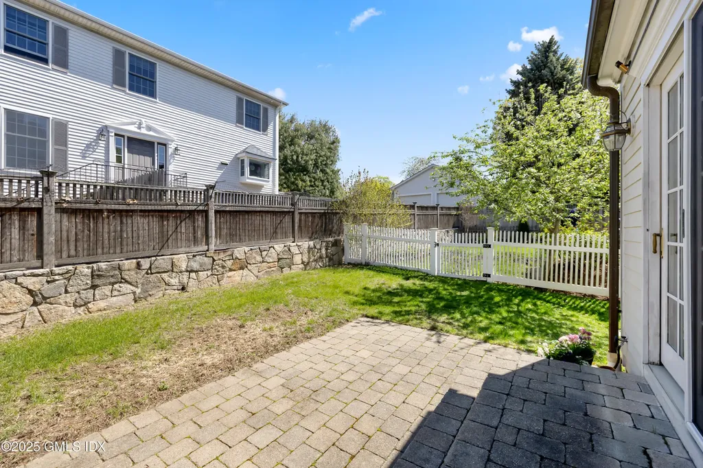 147 Holly Hill Lane Greenwich CT 06830