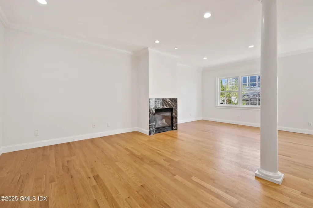 147 Holly Hill Lane Greenwich CT 06830