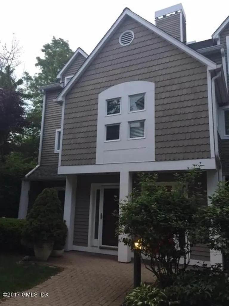 453 E Putnam Avenue Cos Cob CT 06807