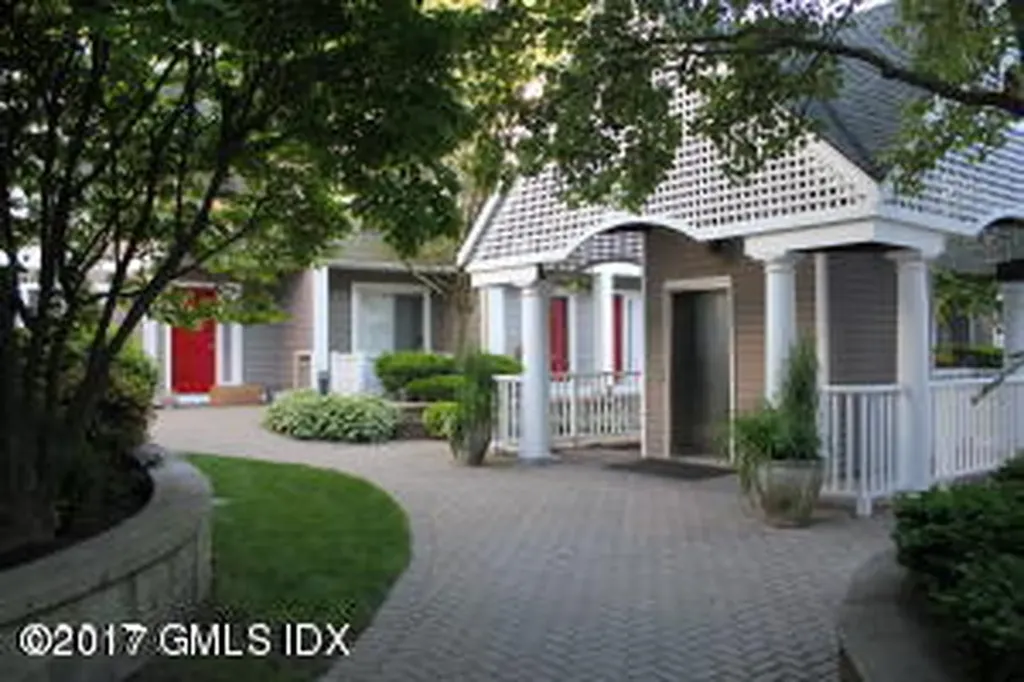 453 E Putnam Avenue Cos Cob CT 06807