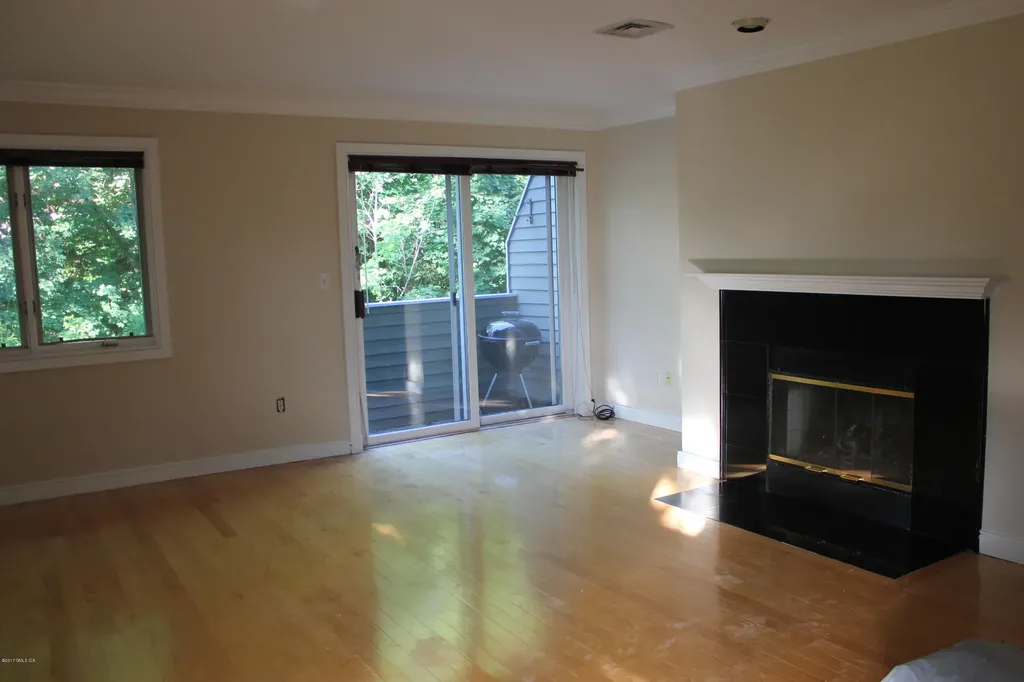 453 E Putnam Avenue Cos Cob CT 06807