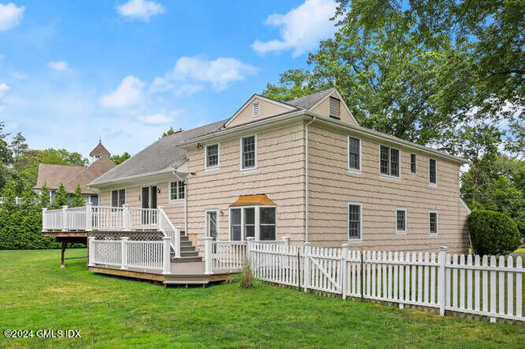 23 Benjamin Street Old Greenwich CT 06870