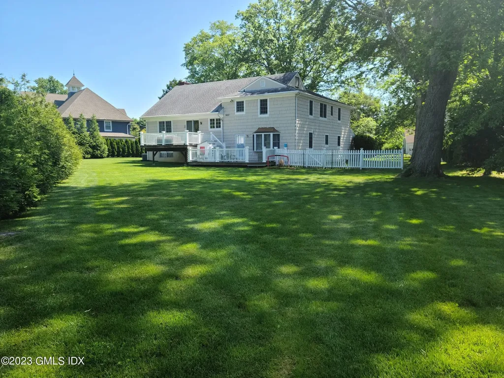 23 Benjamin Street Old Greenwich CT 06870