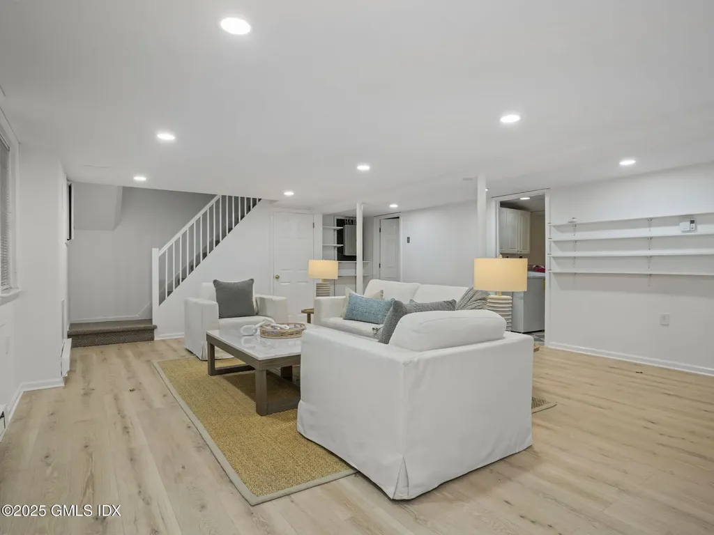 29 Verona Drive Riverside CT 06878