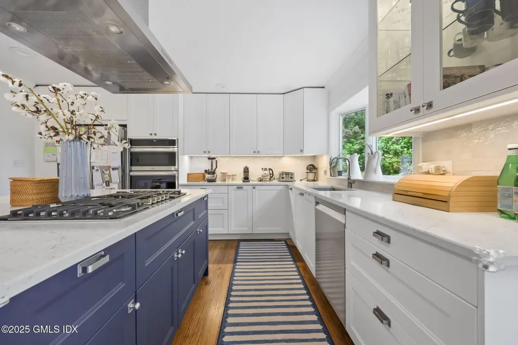 29 Verona Drive Riverside CT 06878