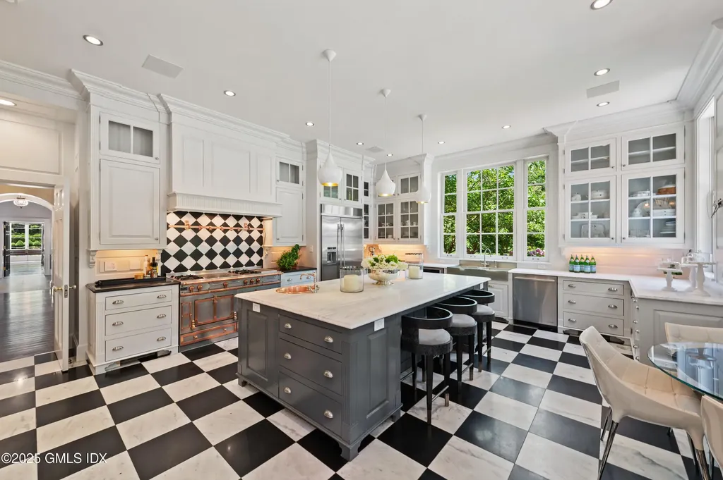 35 A Andrews Farm Road Greenwich CT 06831