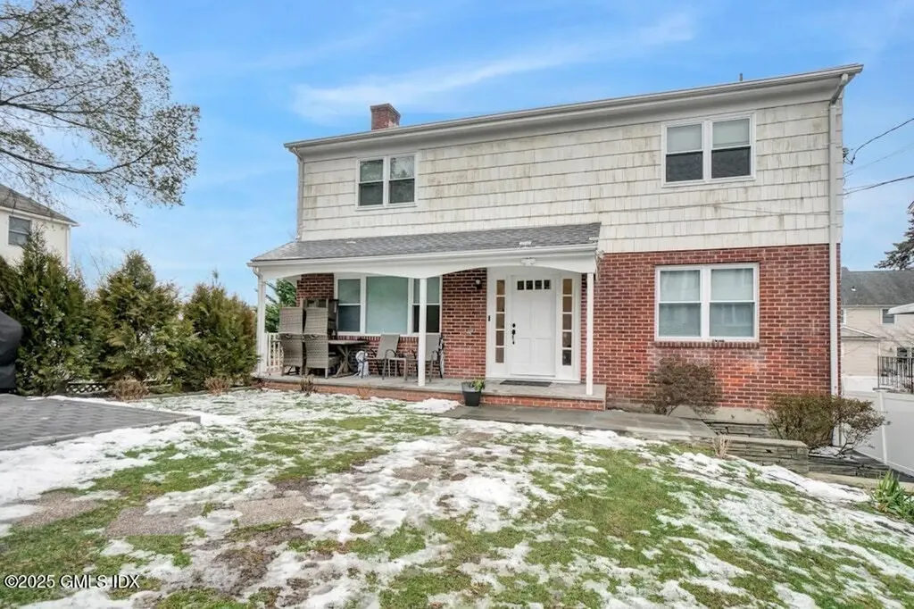 32 Arther Street Greenwich CT 06831