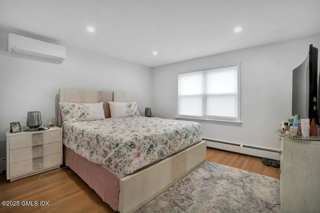 32 Arther Street Greenwich CT 06831
