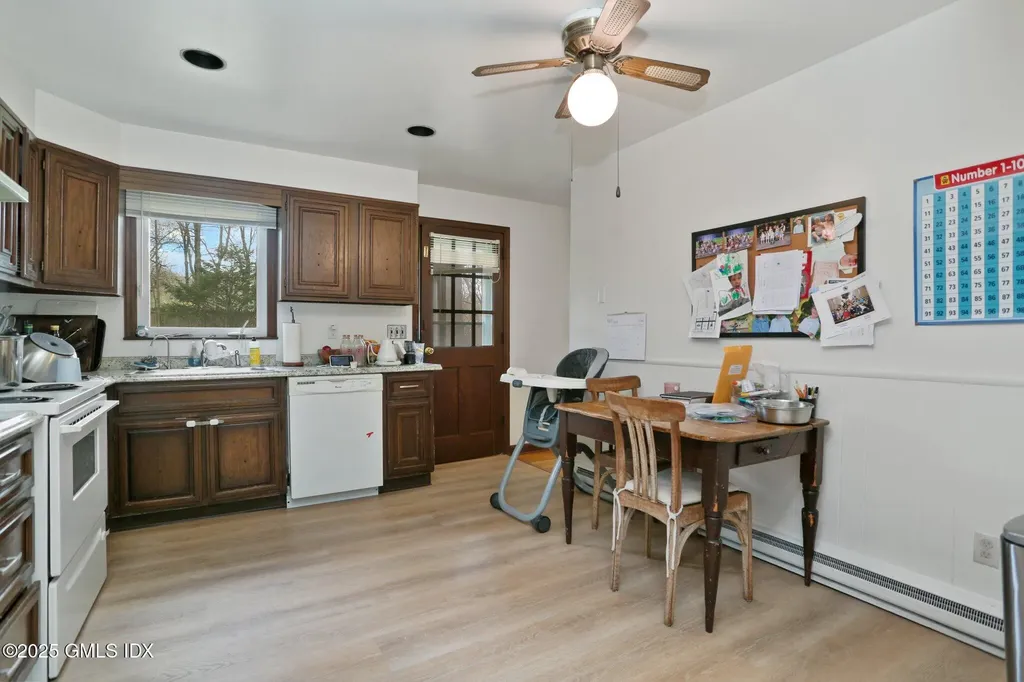 61 Laddins Rock Road Old Greenwich CT 06870