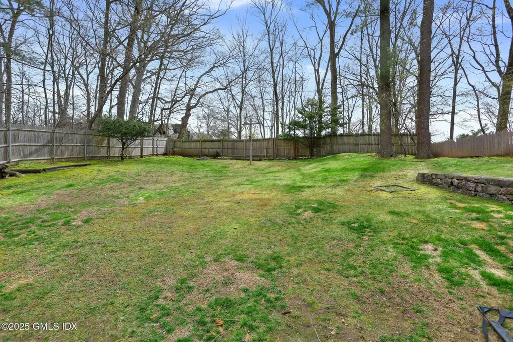 61 Laddins Rock Road Old Greenwich CT 06870