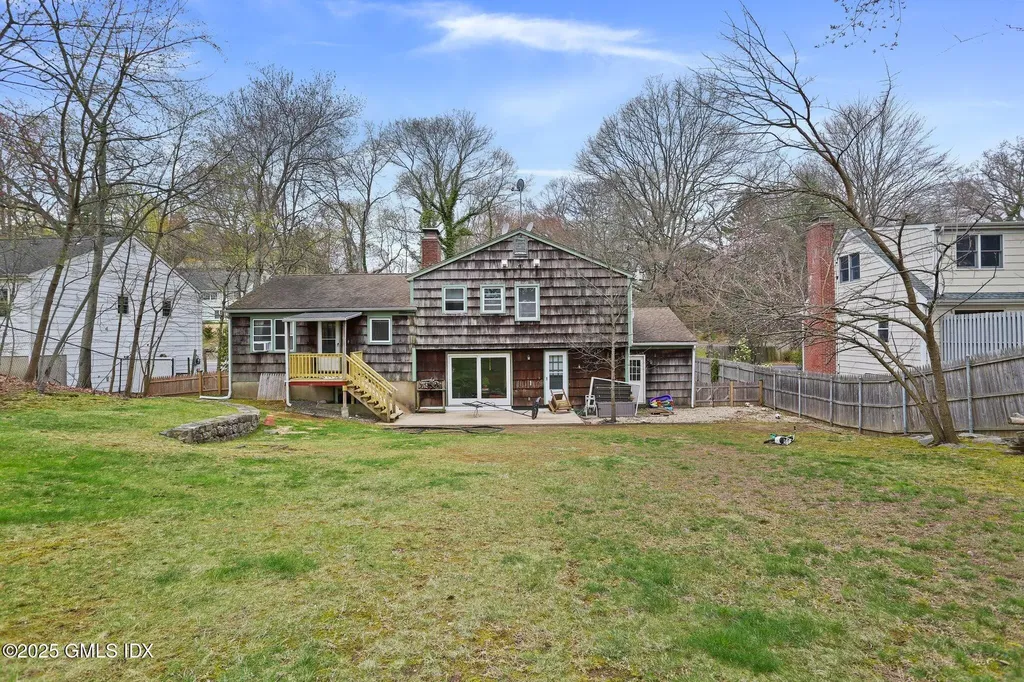 61 Laddins Rock Road Old Greenwich CT 06870