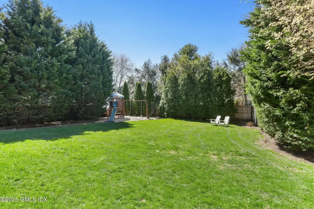 38 Split Timber Place Riverside CT 06878