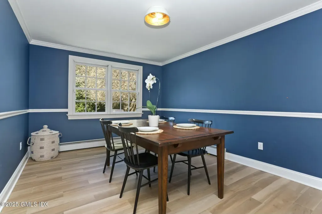 38 Split Timber Place Riverside CT 06878