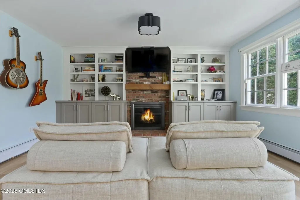 38 Split Timber Place Riverside CT 06878