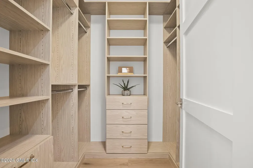 71 Havemeyer Place Greenwich CT 06830