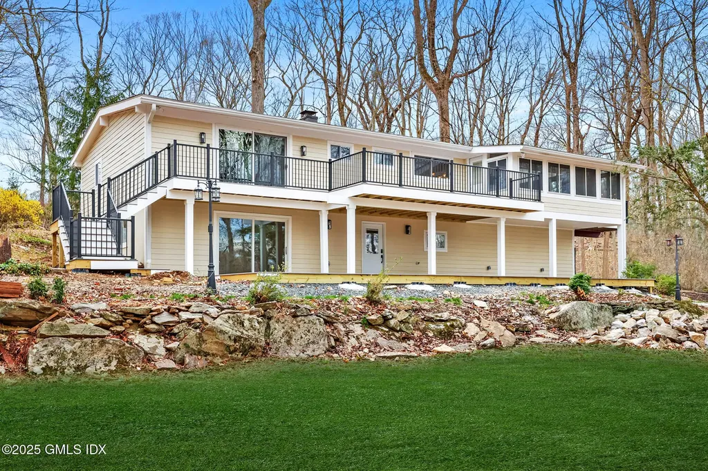 17 Nutmeg Drive Greenwich CT 06831