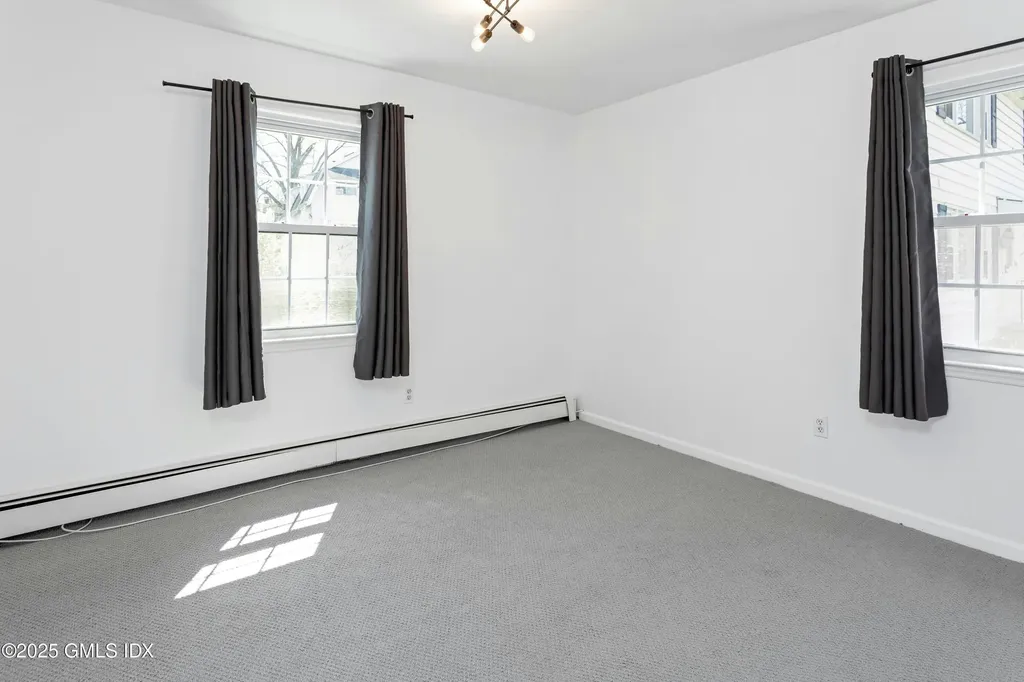 171 1/2 Henry Street Greenwich CT 06830