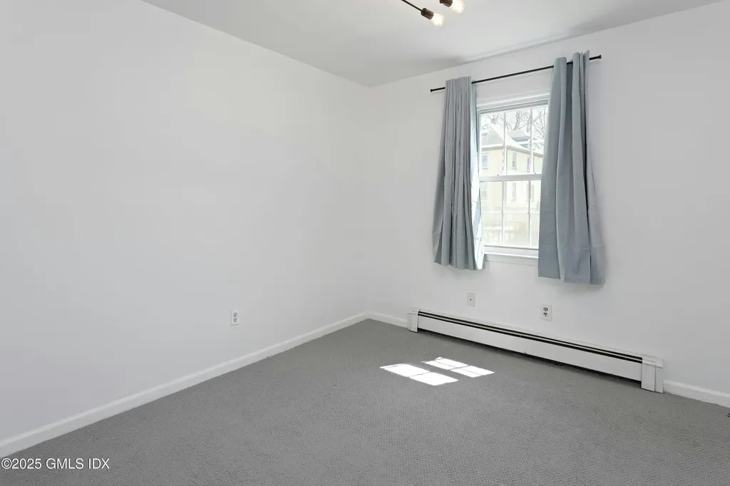 171 1/2 Henry Street Greenwich CT 06830