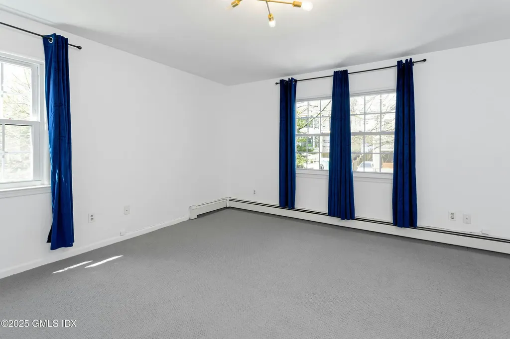 171 1/2 Henry Street Greenwich CT 06830