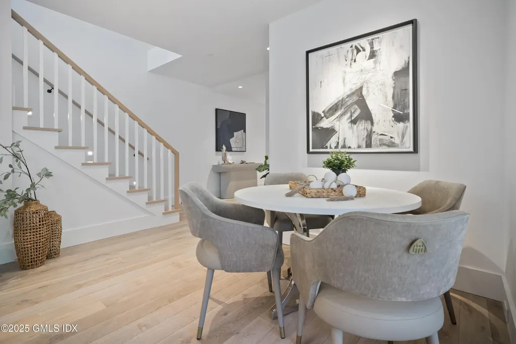 41 Richmondville Avenue Westport CT 06880