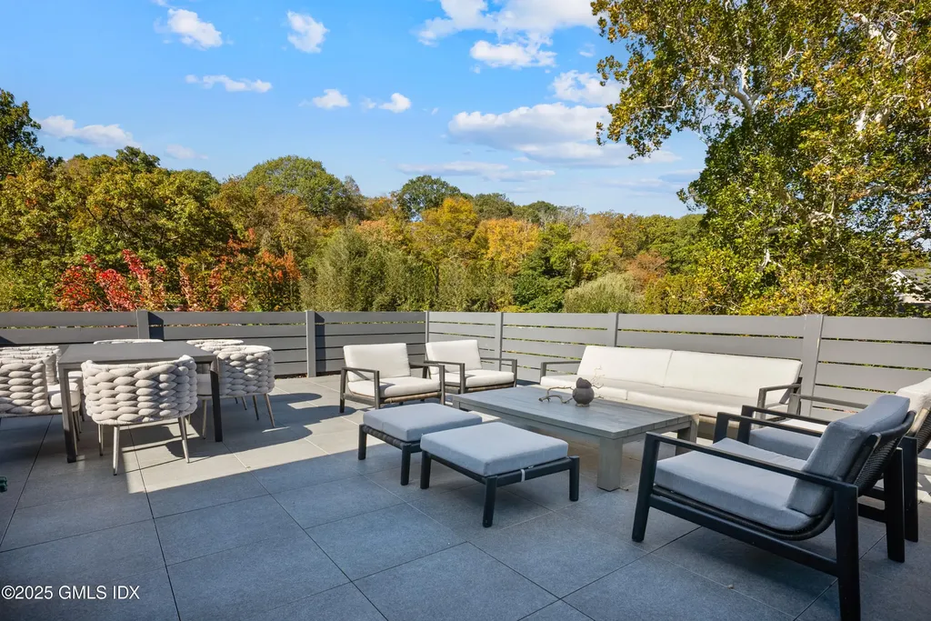 41 Richmondville Avenue Westport CT 06880