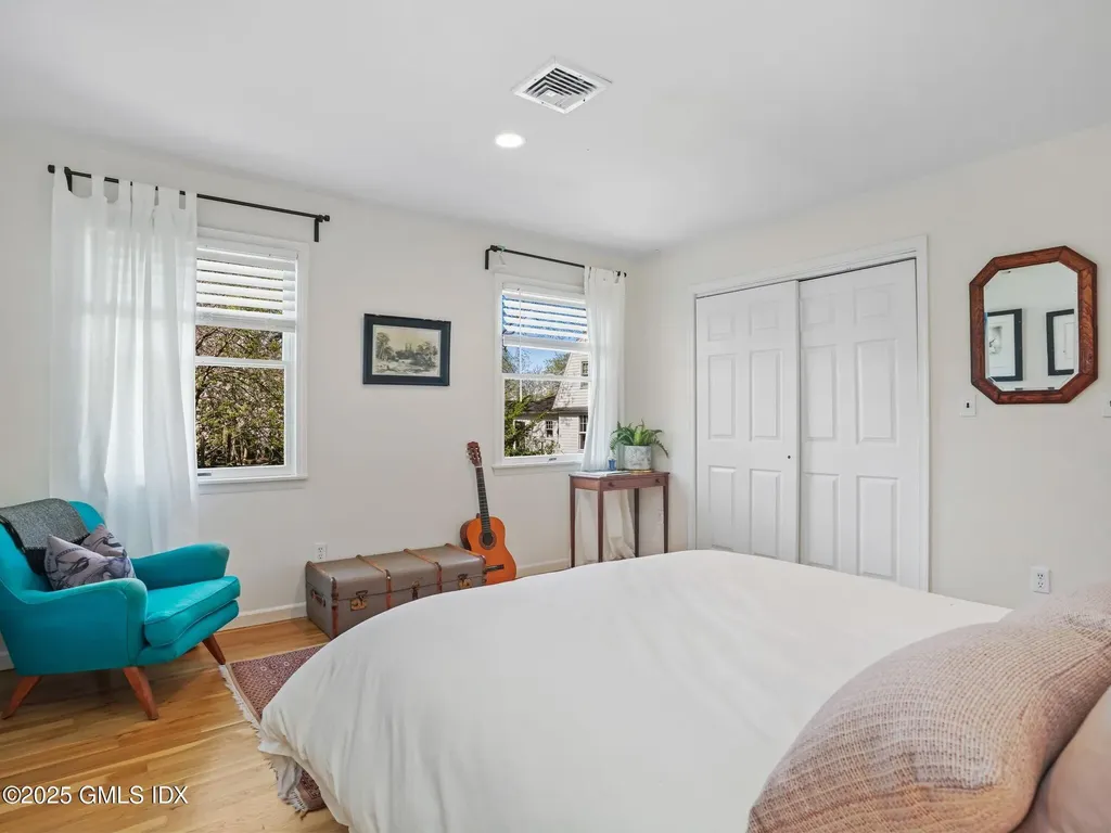 6 Coventry Lane Riverside CT 06878