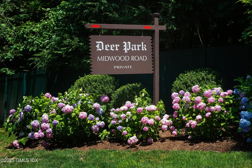 8 Woodside Road Greenwich CT 06830