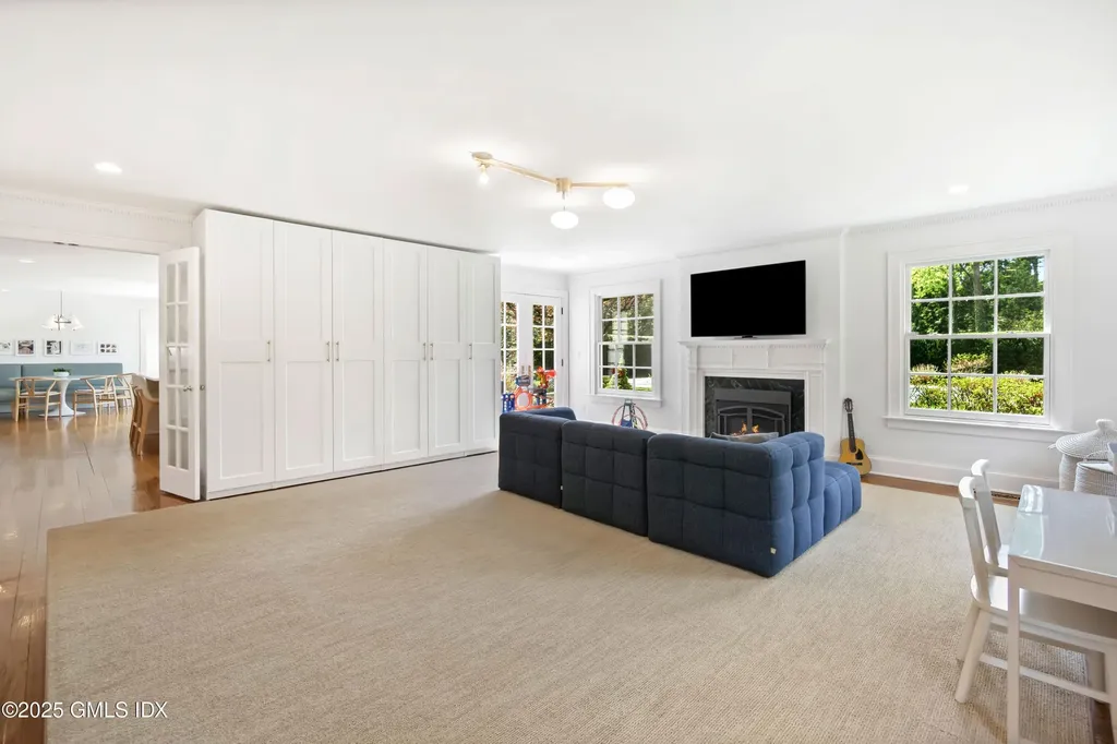 8 Woodside Road Greenwich CT 06830
