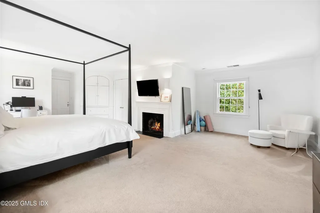 8 Woodside Road Greenwich CT 06830
