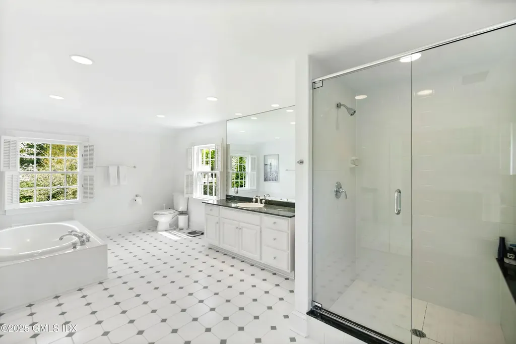 8 Woodside Road Greenwich CT 06830