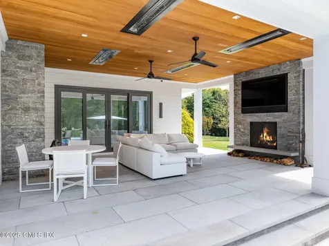 406 Stanwich Road Greenwich CT 06830