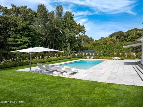 406 Stanwich Road Greenwich CT 06830