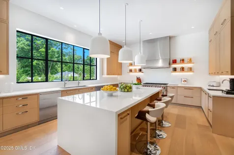 406 Stanwich Road Greenwich CT 06830