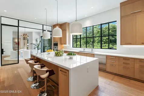 406 Stanwich Road Greenwich CT 06830