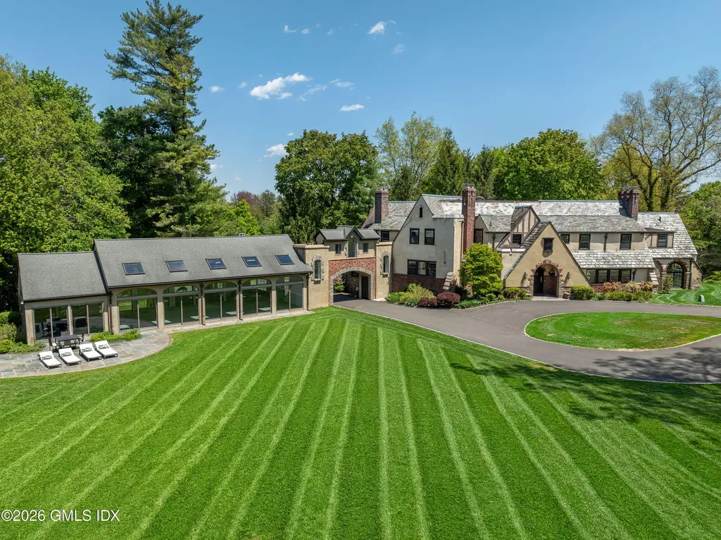 21 Calhoun Drive Greenwich CT 06831