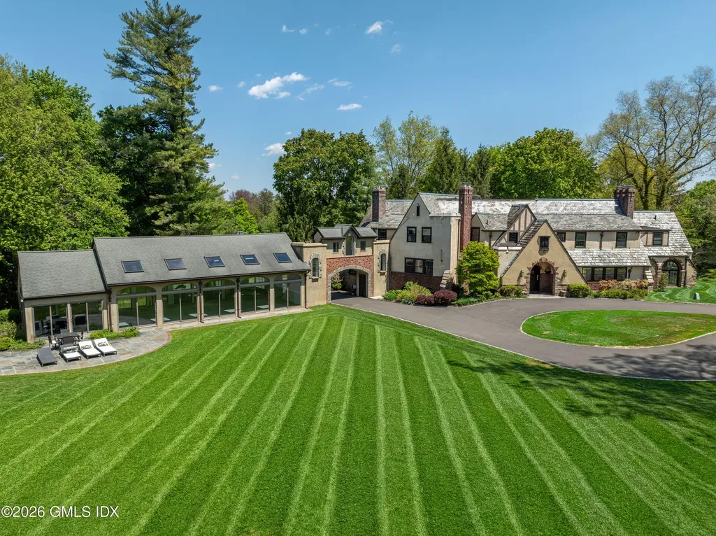 21 Calhoun Drive Greenwich CT 06831