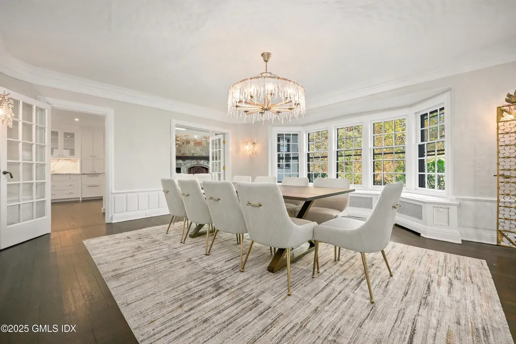 21 Calhoun Drive Greenwich CT 06831