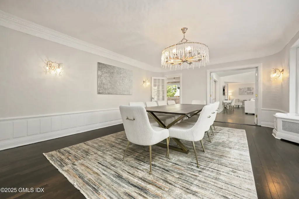 21 Calhoun Drive Greenwich CT 06831