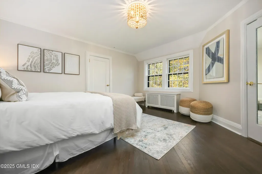 21 Calhoun Drive Greenwich CT 06831