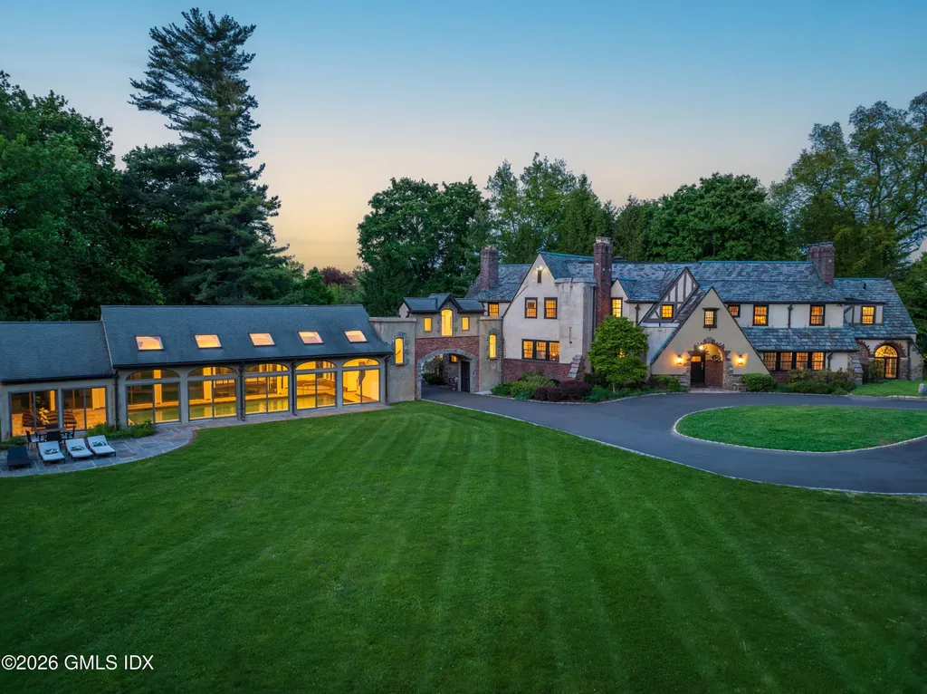 21 Calhoun Drive Greenwich CT 06831