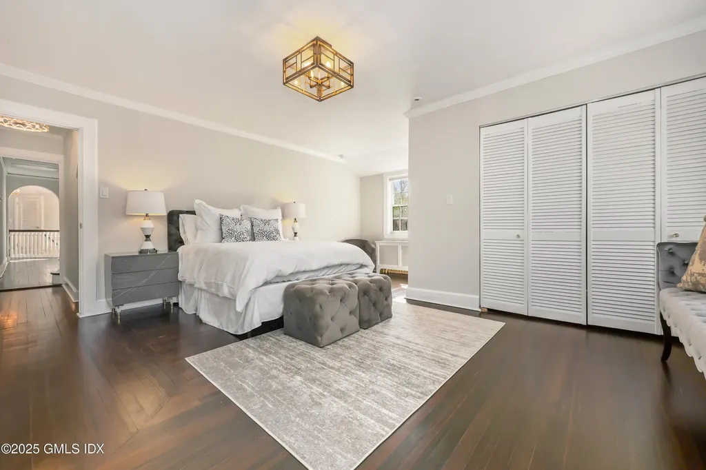 21 Calhoun Drive Greenwich CT 06831